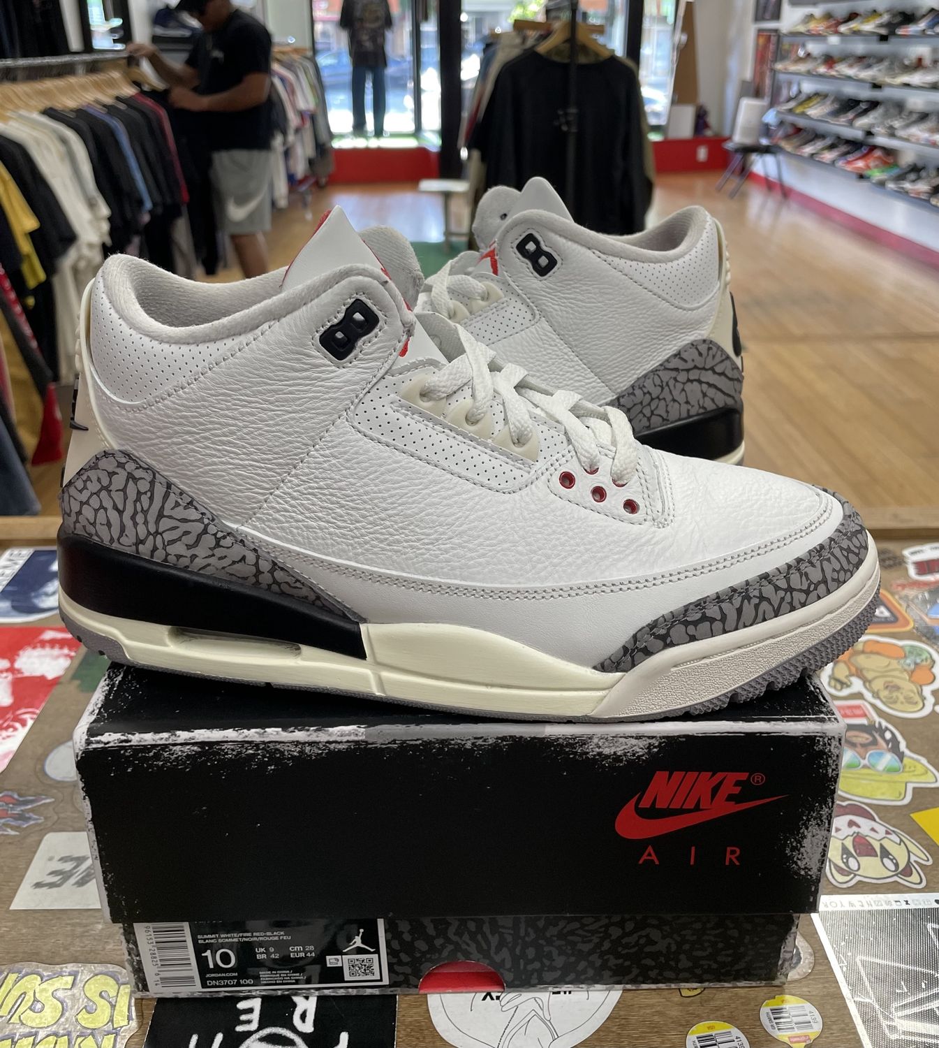 Jordan 3 White Cement Reimagined Size 10 Pre-Owned
