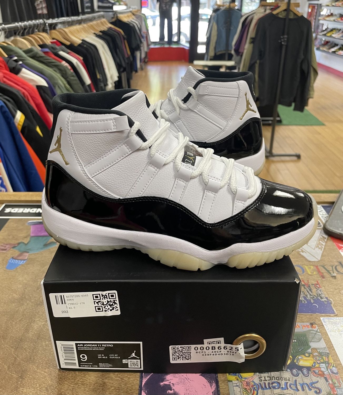 Pre Owned Jordan 11 Retro Gratitude (2023) Size 9