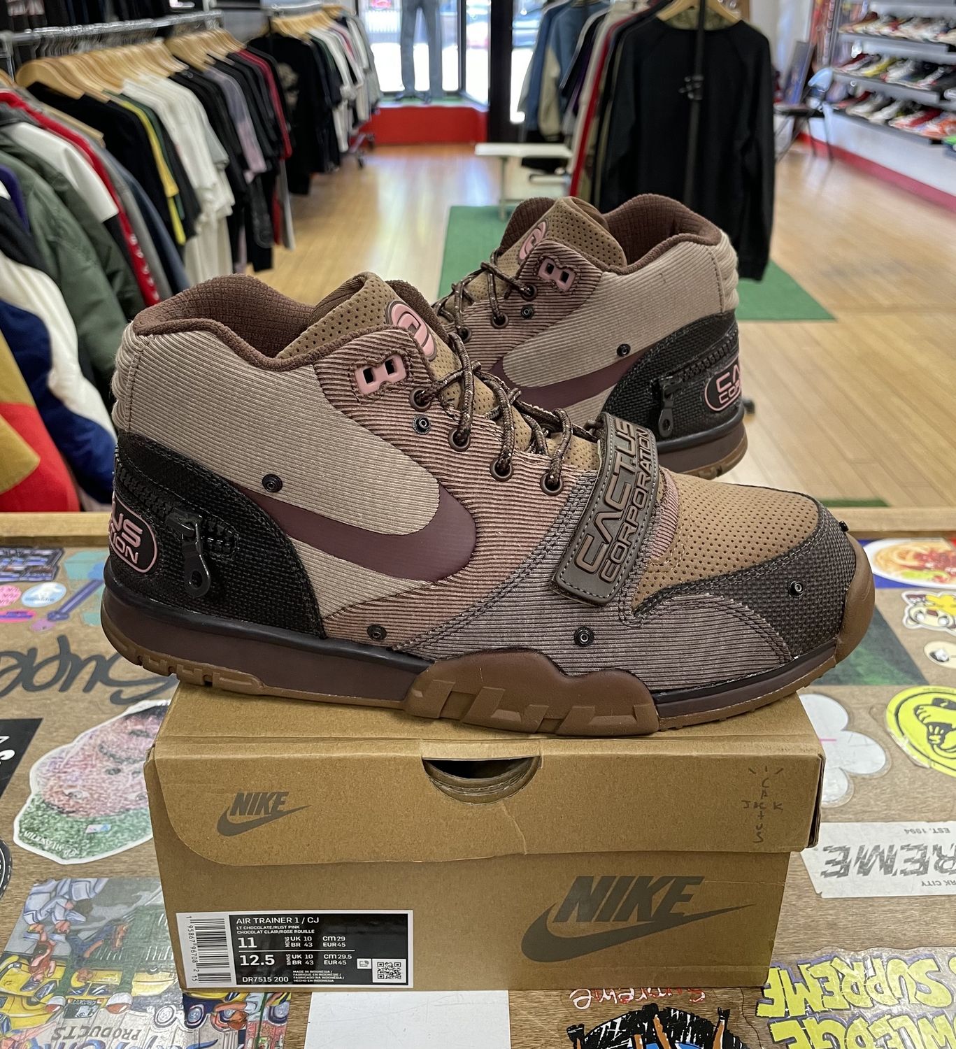 Nike Air Trainer 1 SP Travis Scott Wheat Size 11 Pre Owned