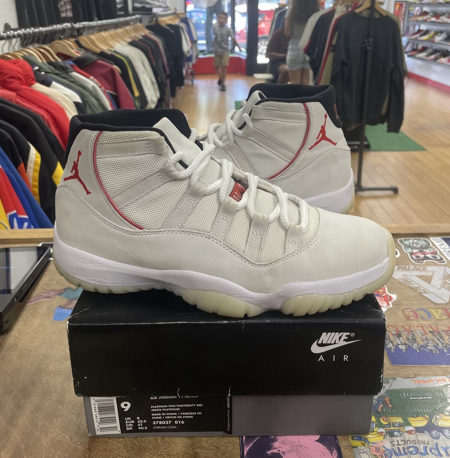 Pre Owned Jordan 11 Retro Platinum Tint Size 9
