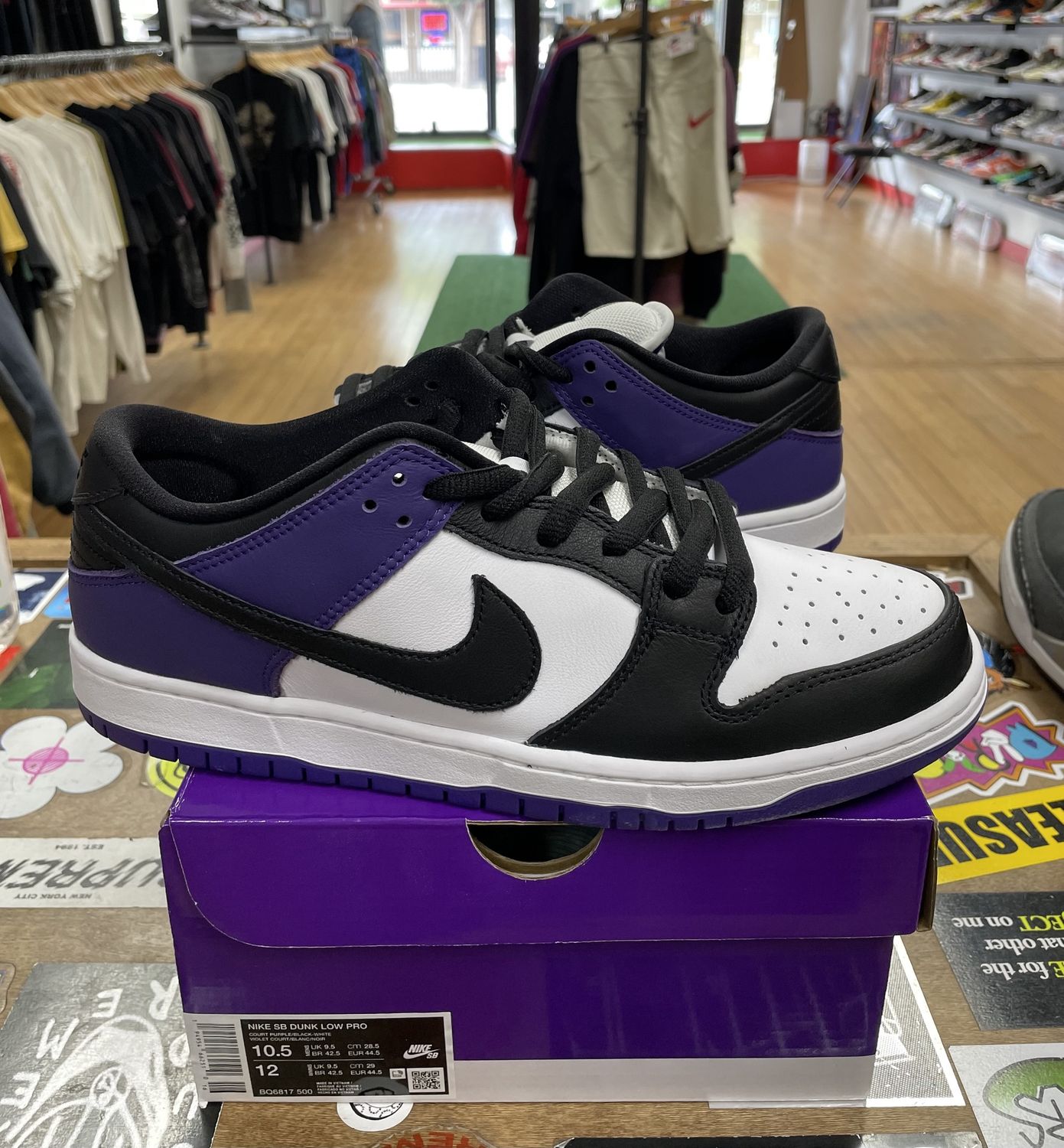 Nike SB Dunk Low Court Purple Size 10.5 DS (1)