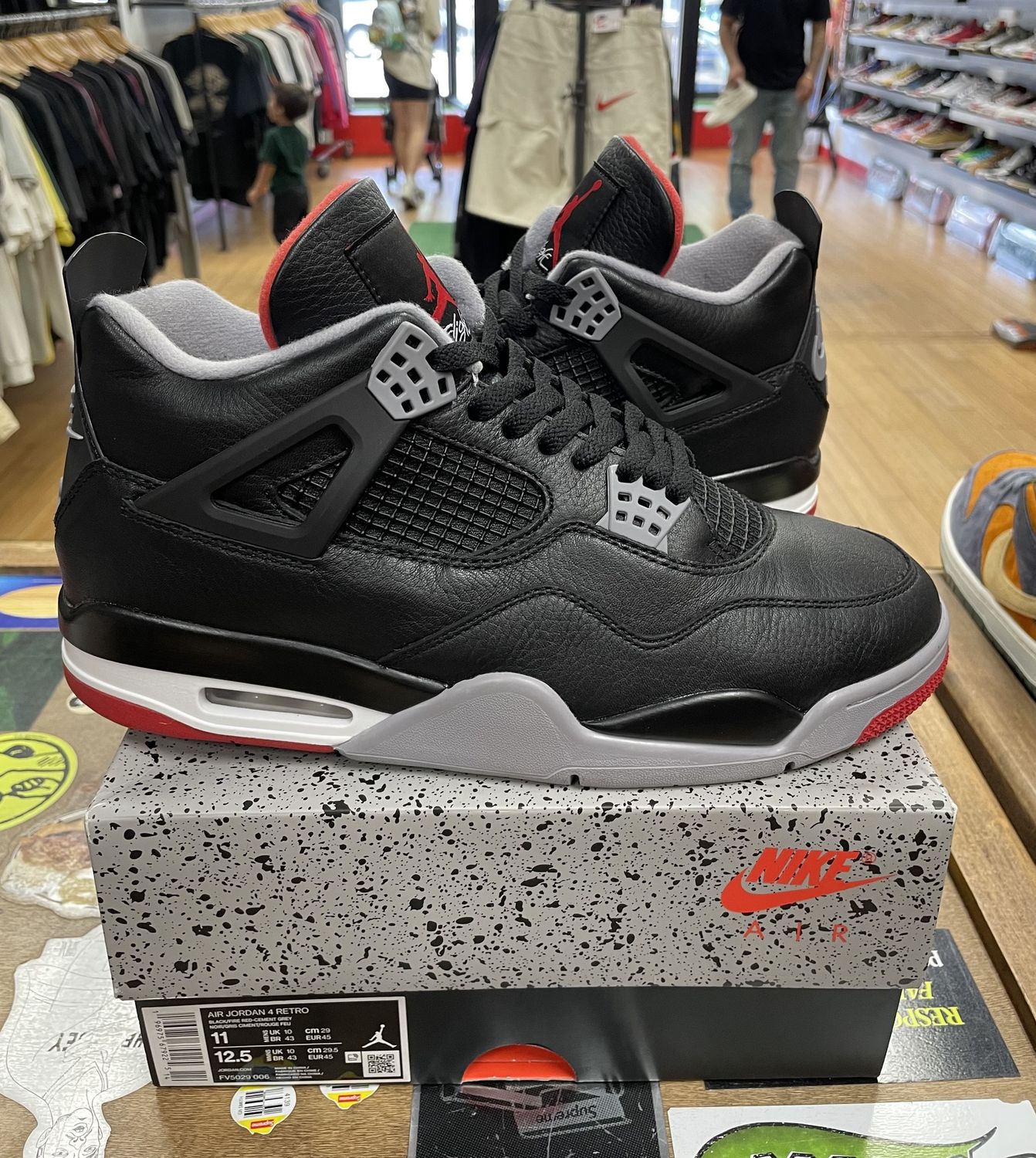 Jordan 4 Retro Bred Reimagined Size 11 Pre-Owned
