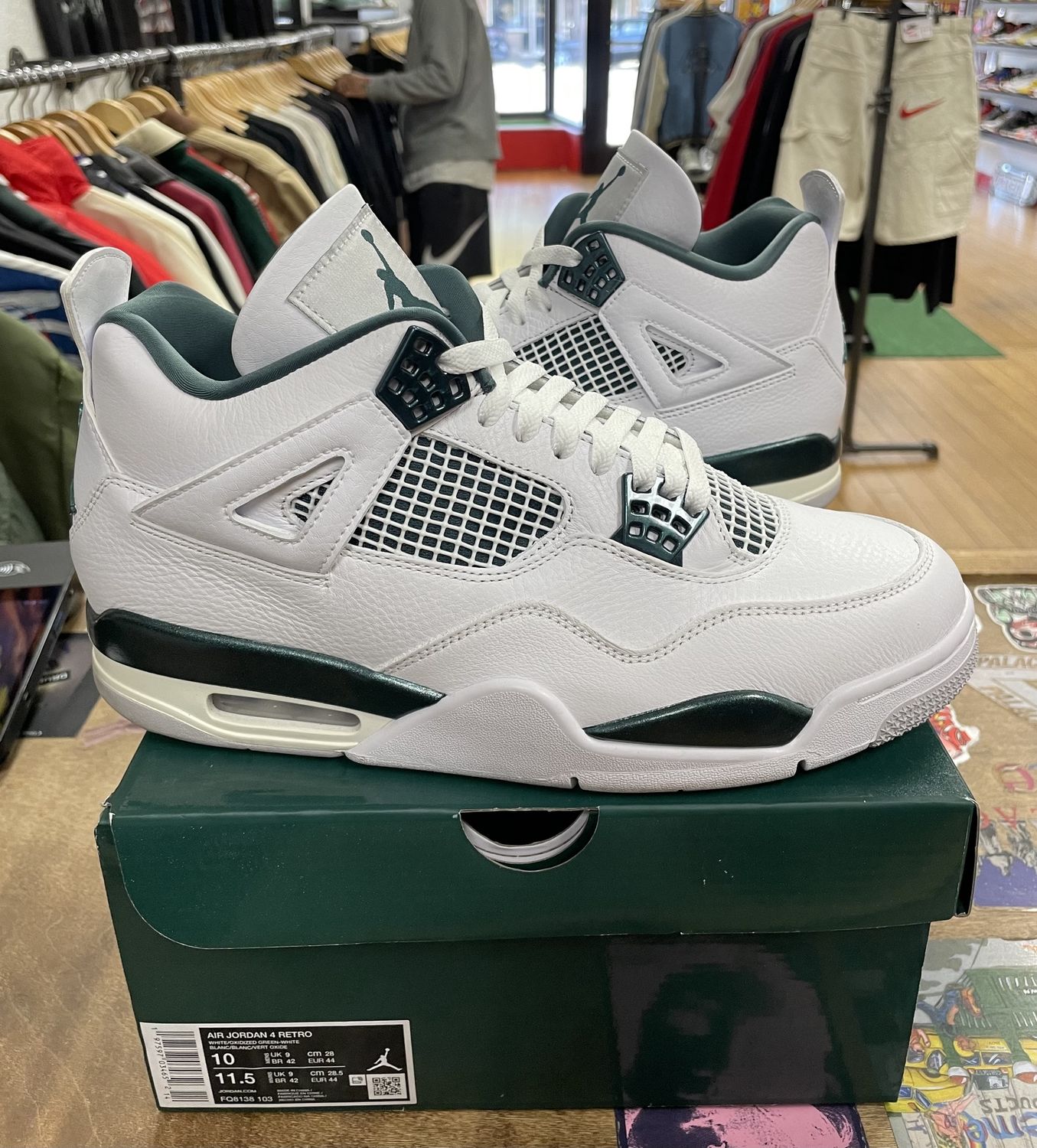 Jordan 4 Retro Oxidized Green Size 10 Pre-Owned