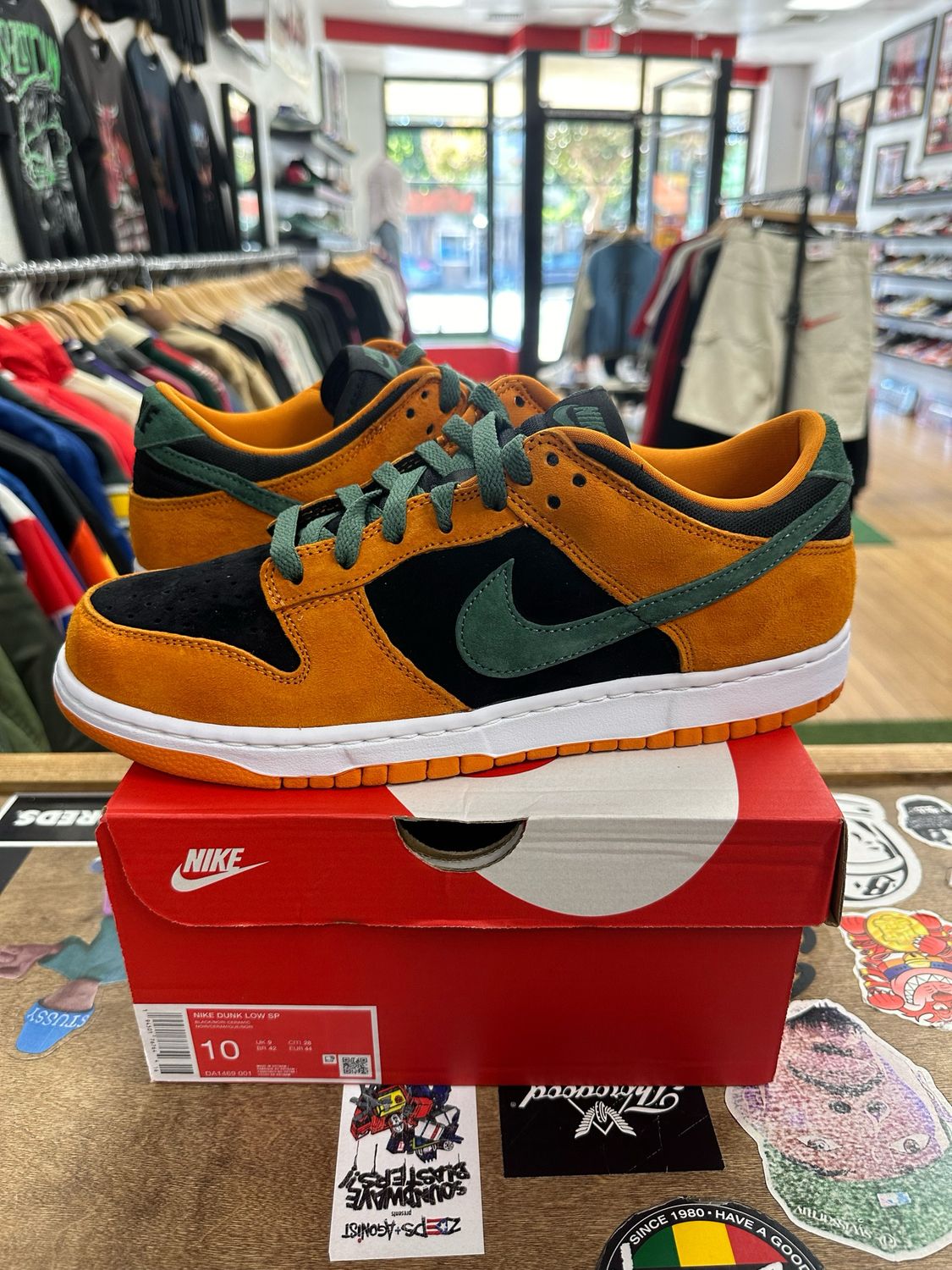 DS Nike Dunk Low Ceramic Size 10