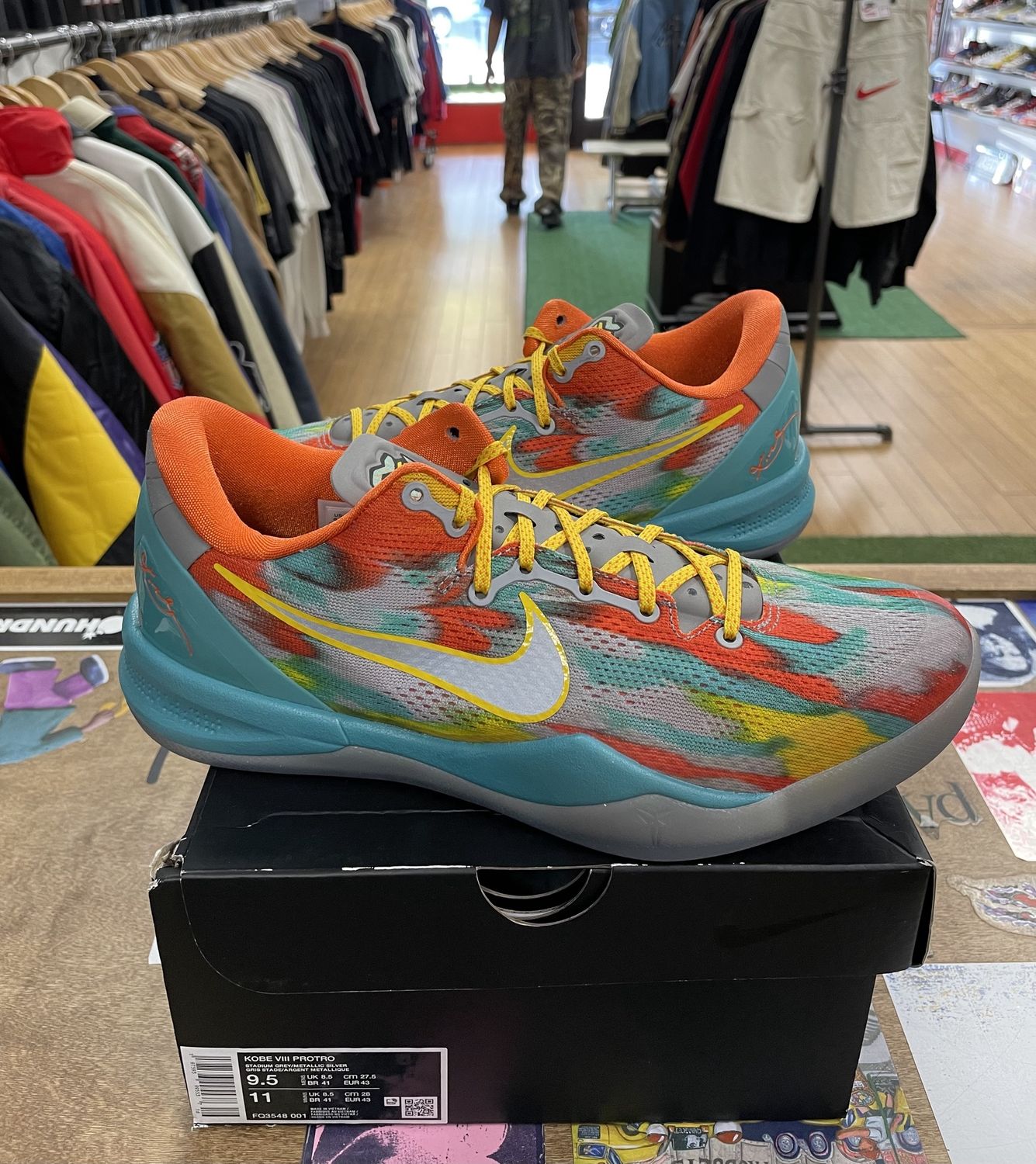 Pre Owned Nike Kobe 8 Protro Venice Beach (2024) Size 9.5