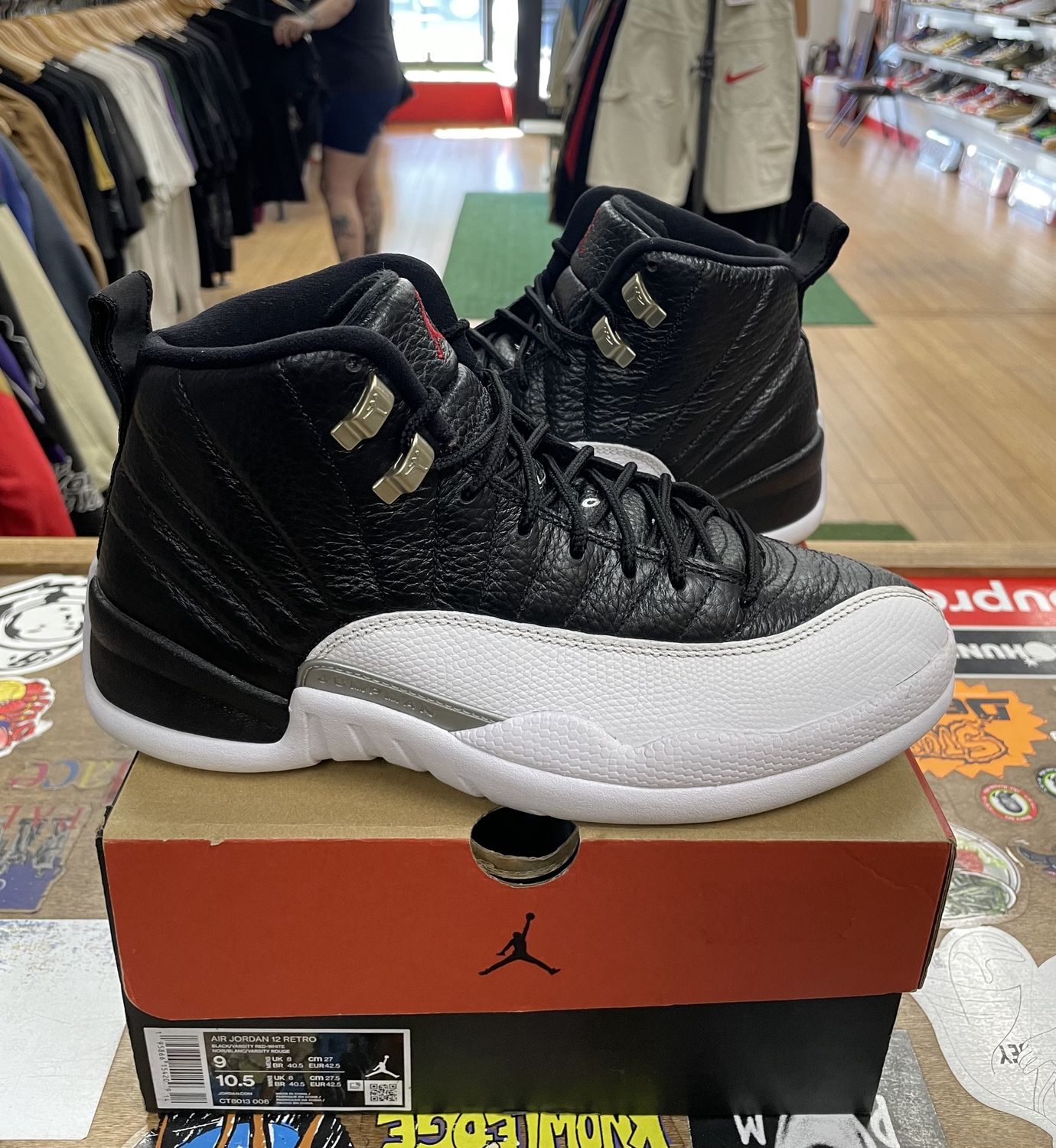 Pre Owned Jordan 12 Retro Playoffs (2022) Size 9