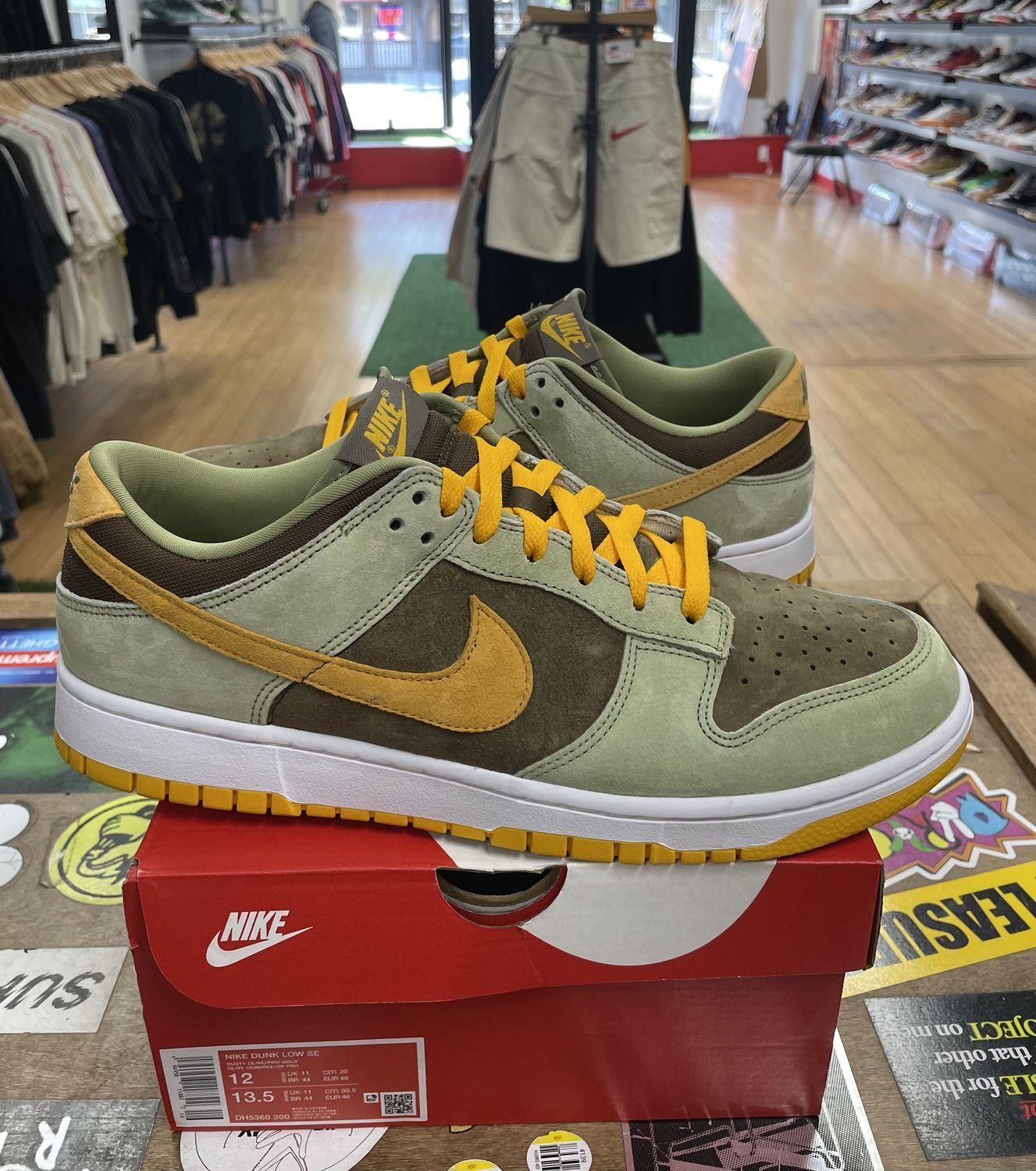 Nike Dunk Low Dusty Olive Size 12 Used