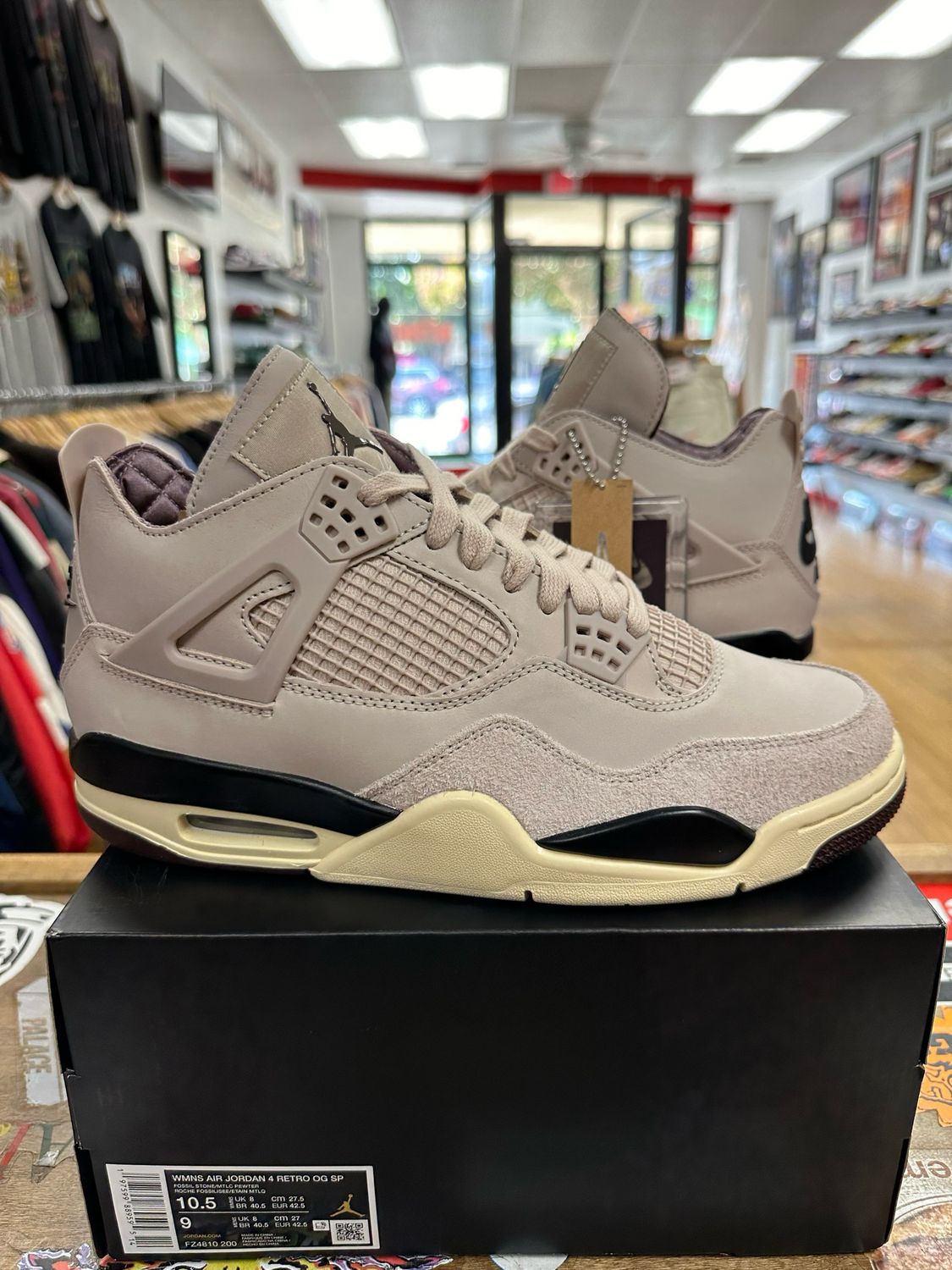 Jordan 4 Retro A Ma Maniére While You Were Sleeping (Women&#39;s 10.5) Size 9