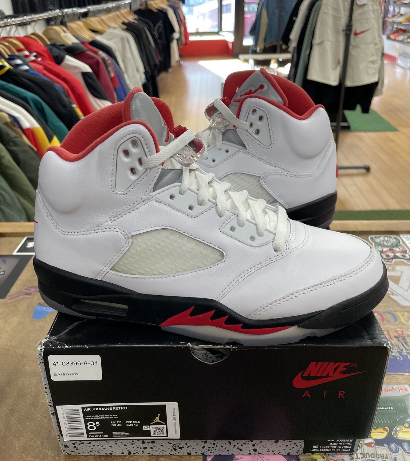 Pre Owned Jordan 5 Retro Fire Red Silver Tongue (2020) Size 8.5