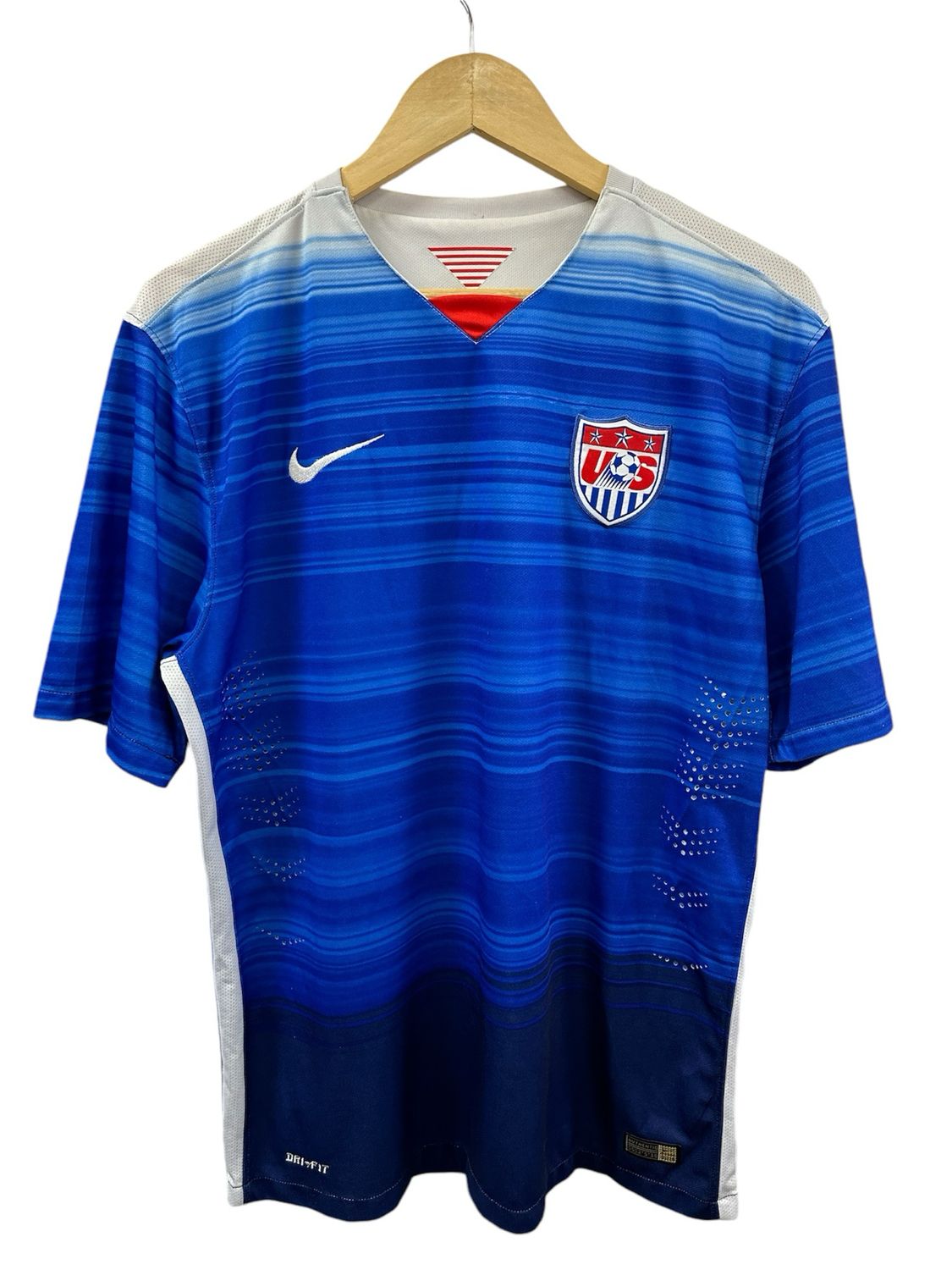 Nike Team USA 2015 Jersey Size Large Used