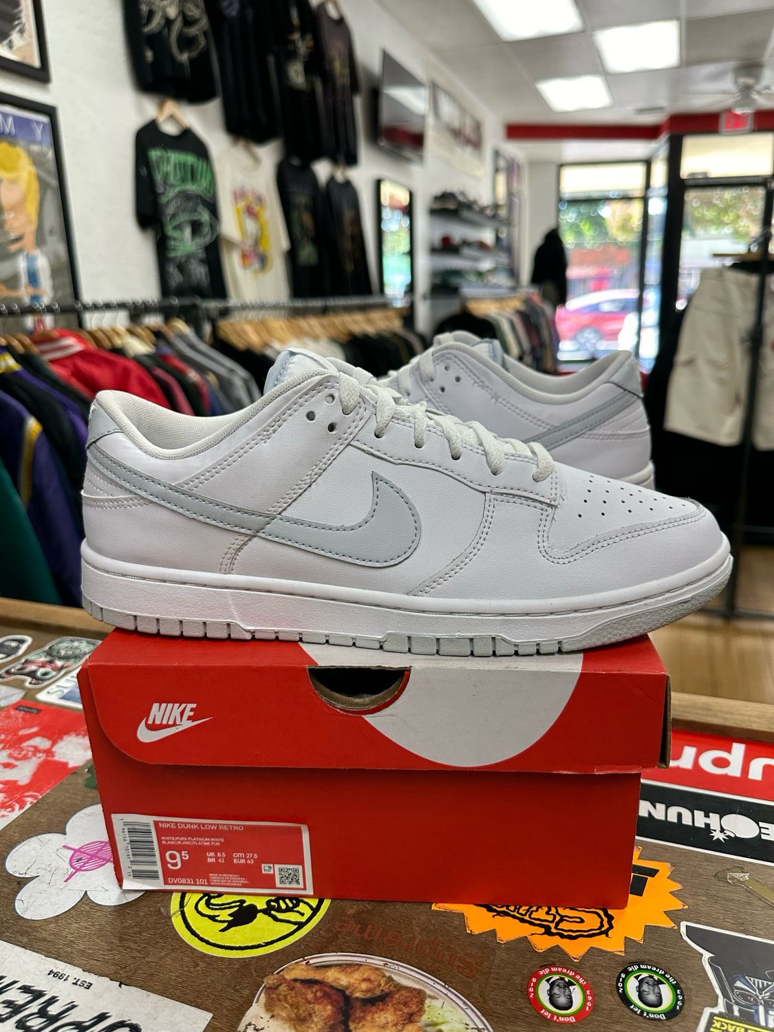 Nike Dunk Low White Pure Platinum Size 9.5 Pre-Owned