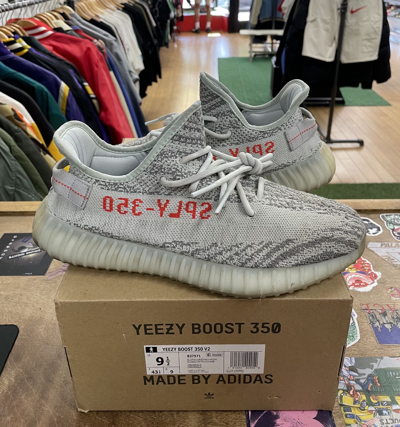 Pre Owned Yeezy Boost 350 v2 Blue Tint Size 9.5
