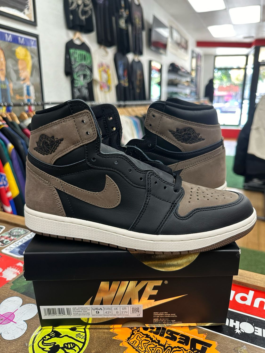 Jordan 1 Retro High OG Palomino Size 9 Brand new