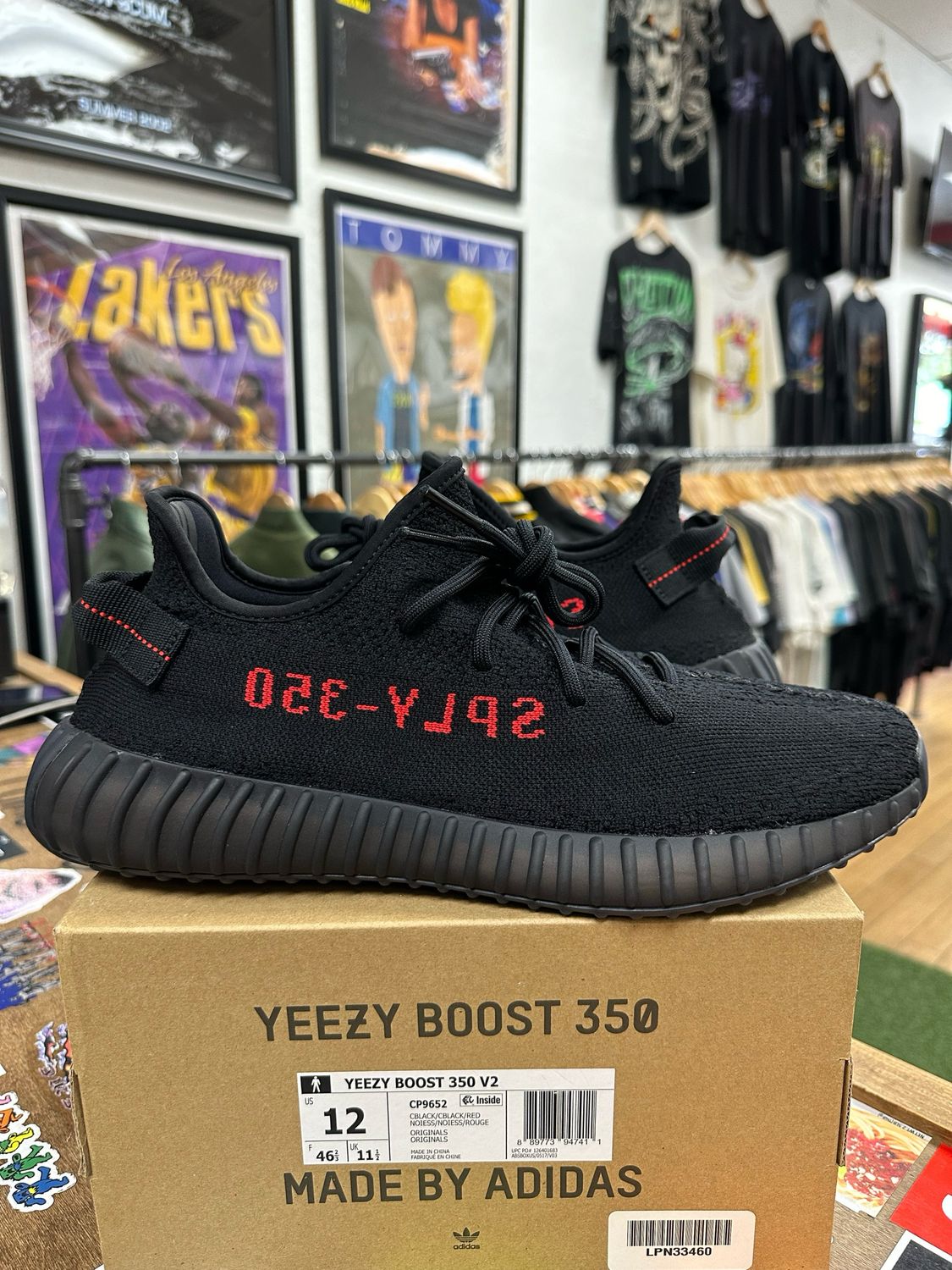 DS Adidas Yeezy Boost 350 V2 Size 12