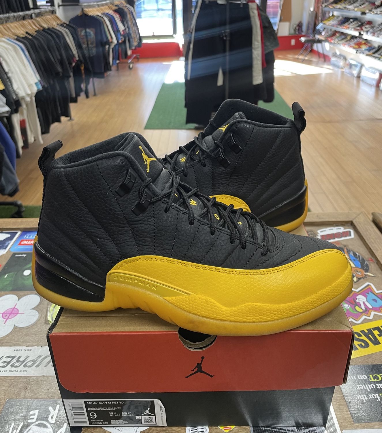 Pre Owned Jordan 12 Retro Black University Gold Size 9