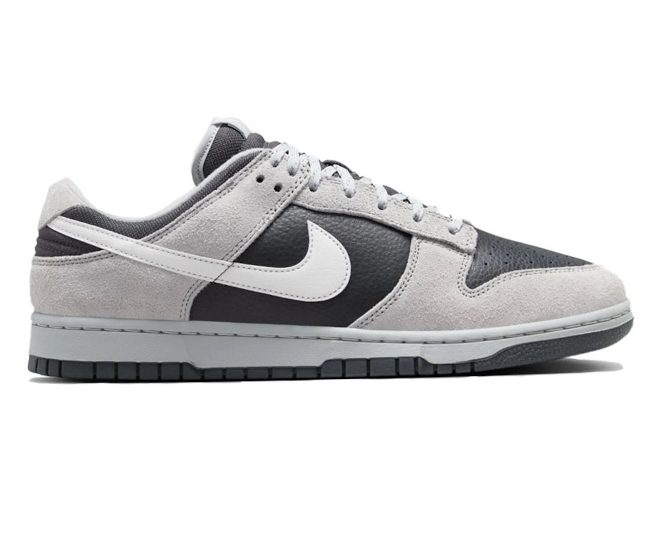 DS Nike Dunk Low Light Smoke Grey Anthracite Size 12