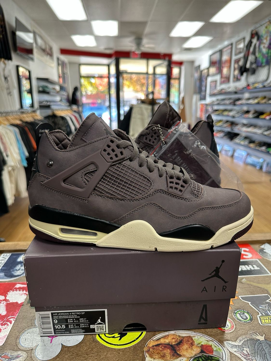 Jordan 4 Retro SP A Ma Maniére Violet Ore Size 9 Brand New