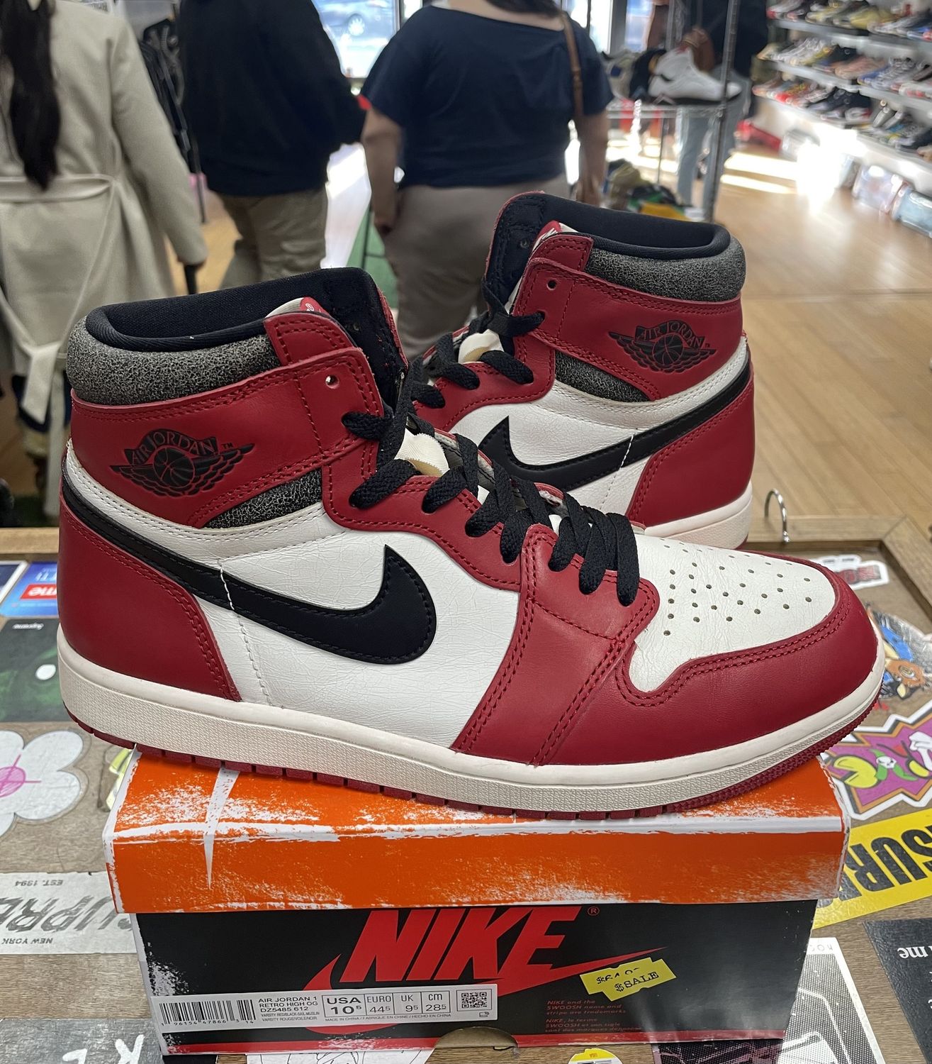 USED Jordan 1 Retro High OG Chicago Lost and Found Size 10.5