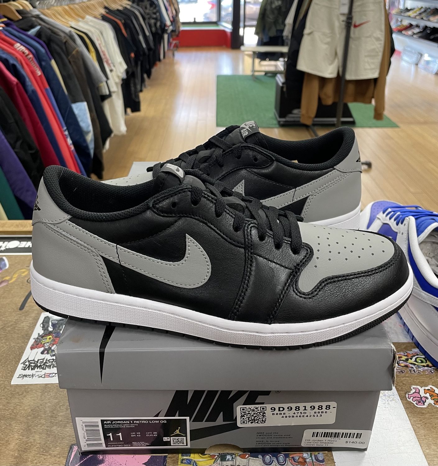 DS Jordan 1 Retro Low OG Shadow (2024) Size 11