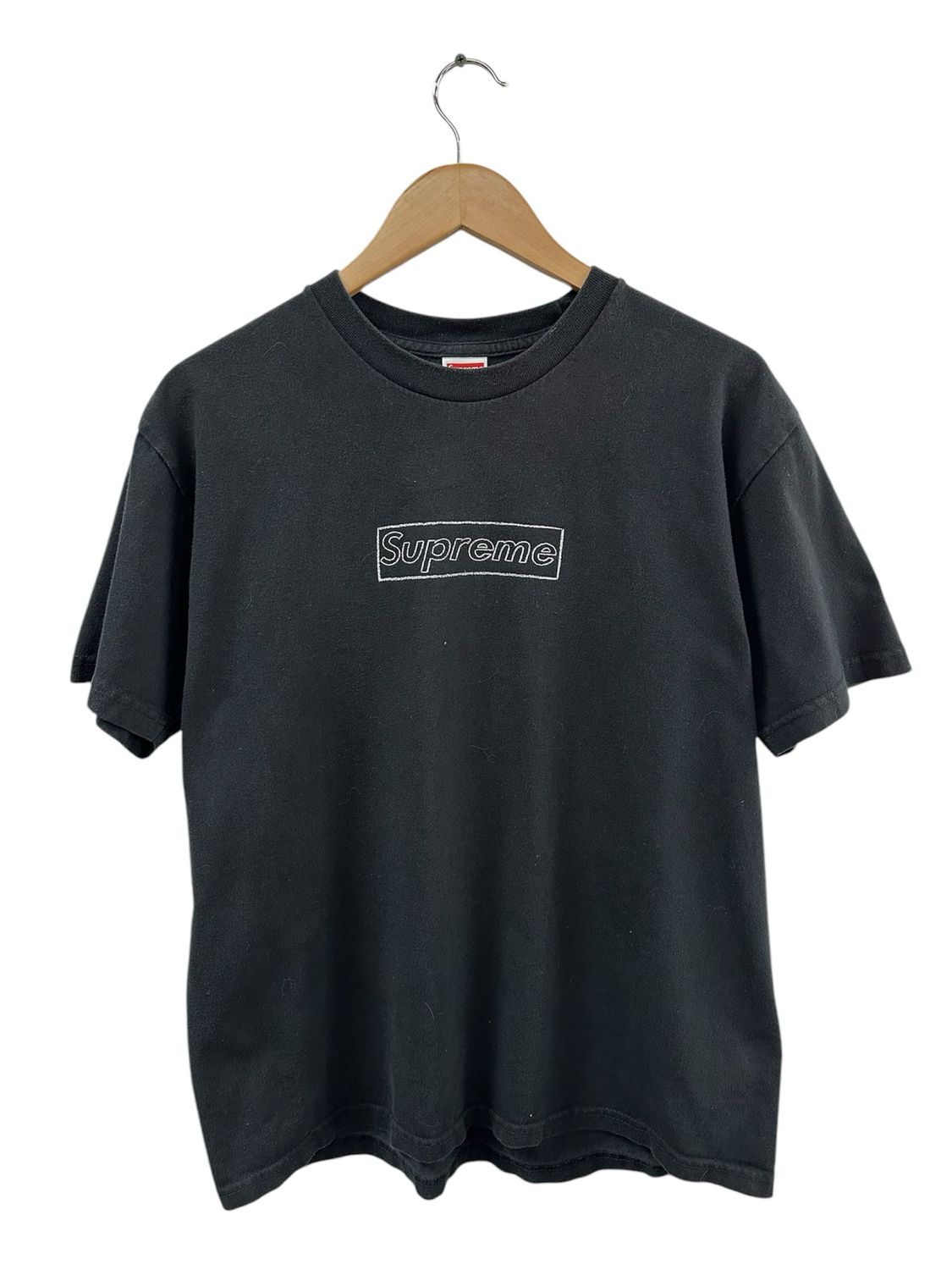 Supreme KAWS Chalk Logo Tee Size M USED