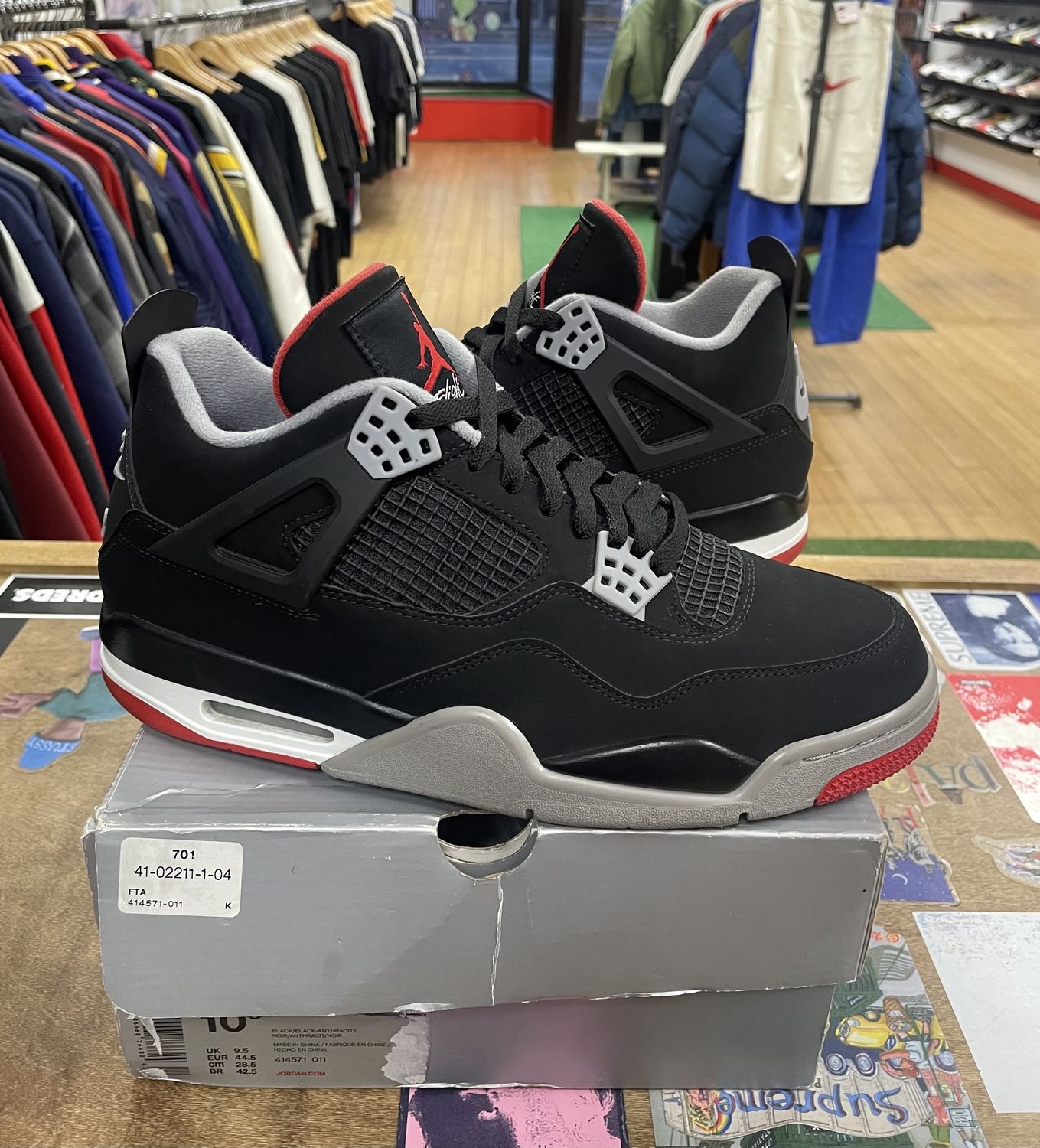 Pre Owned Jordan 4 Retro Bred (2019) Size 11 REPLACEMENT  BOX
