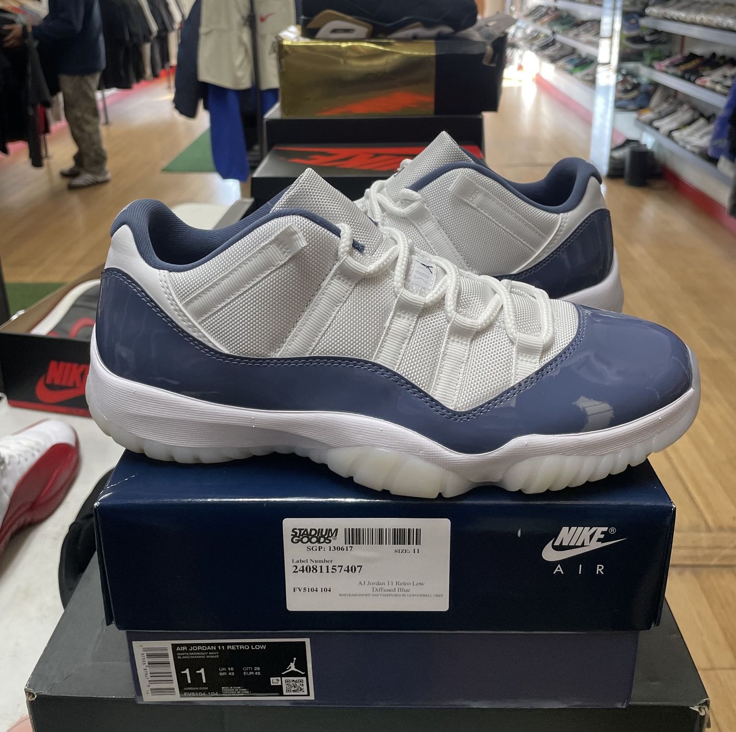 Jordan 11 Retro Low Diffused Blue Size 11 USED