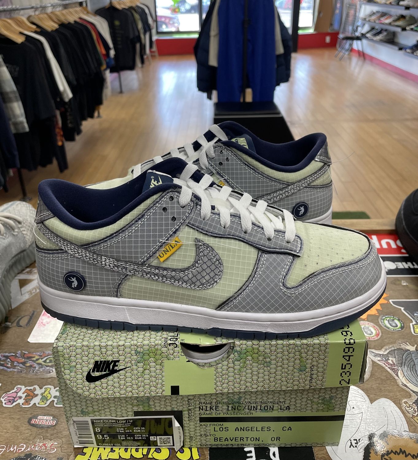 Nike Dunk Low Union Passport Pack Pistachio Sz 8 USED