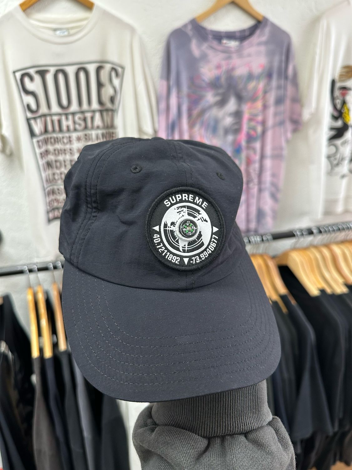 Supreme Compass 6-Panel Black