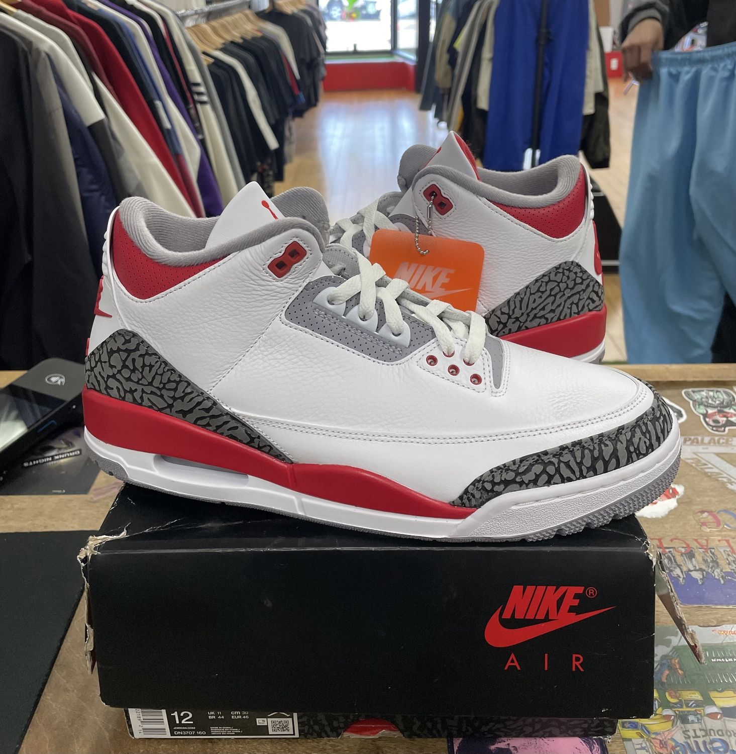 Lightly Worn Jordan 3 Retro Fire Red Size 12