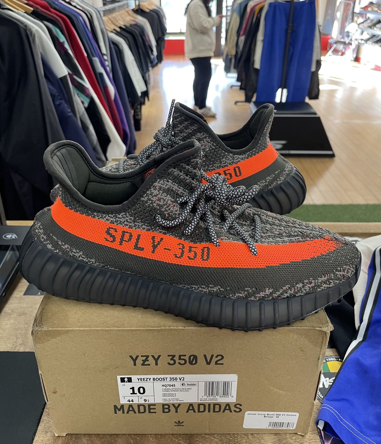 Pre Owned Adidas Yeezy 350 V2 Carbon Beluga Size 10