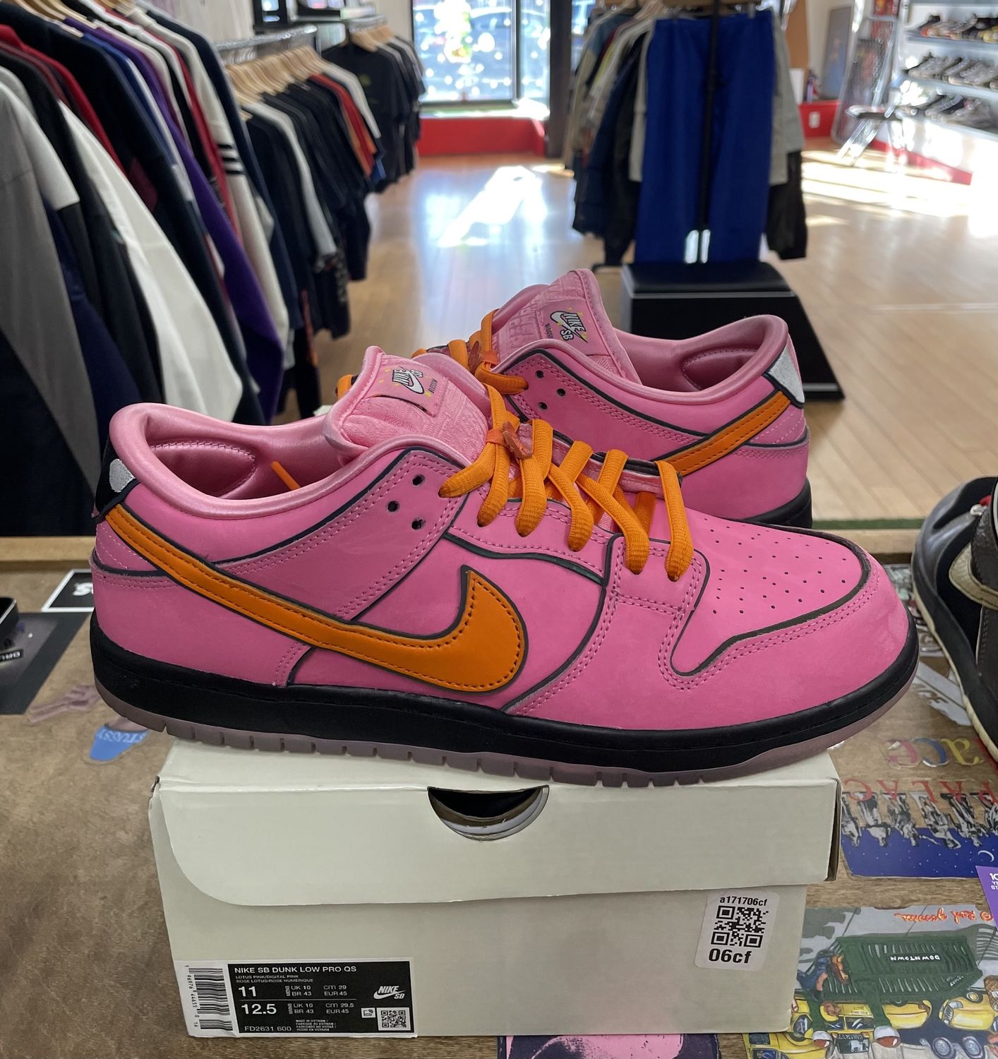 Nike SB Dunk Low The Powerpuff Girls Blossom Sz 11 USED