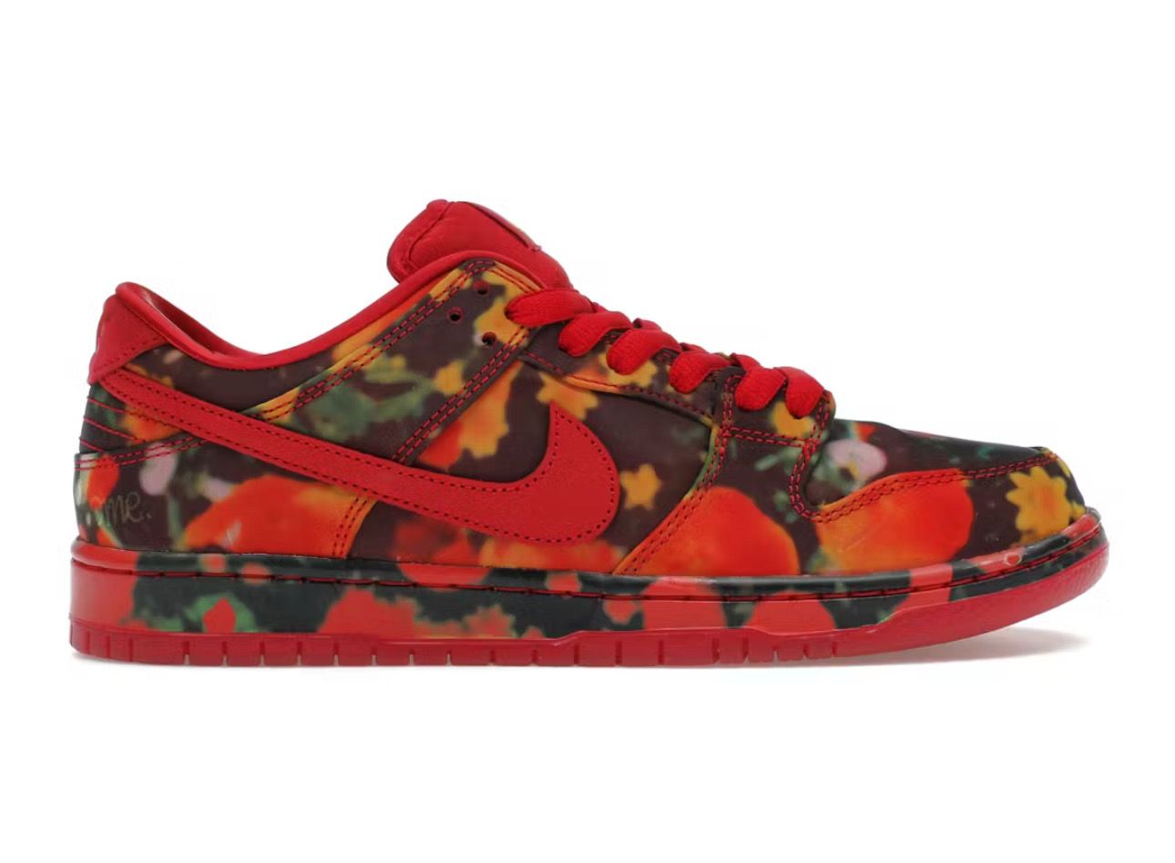 Nike SB Dunk Low The Wizard of Oz Poppy Field Sz 9 (NEW)
