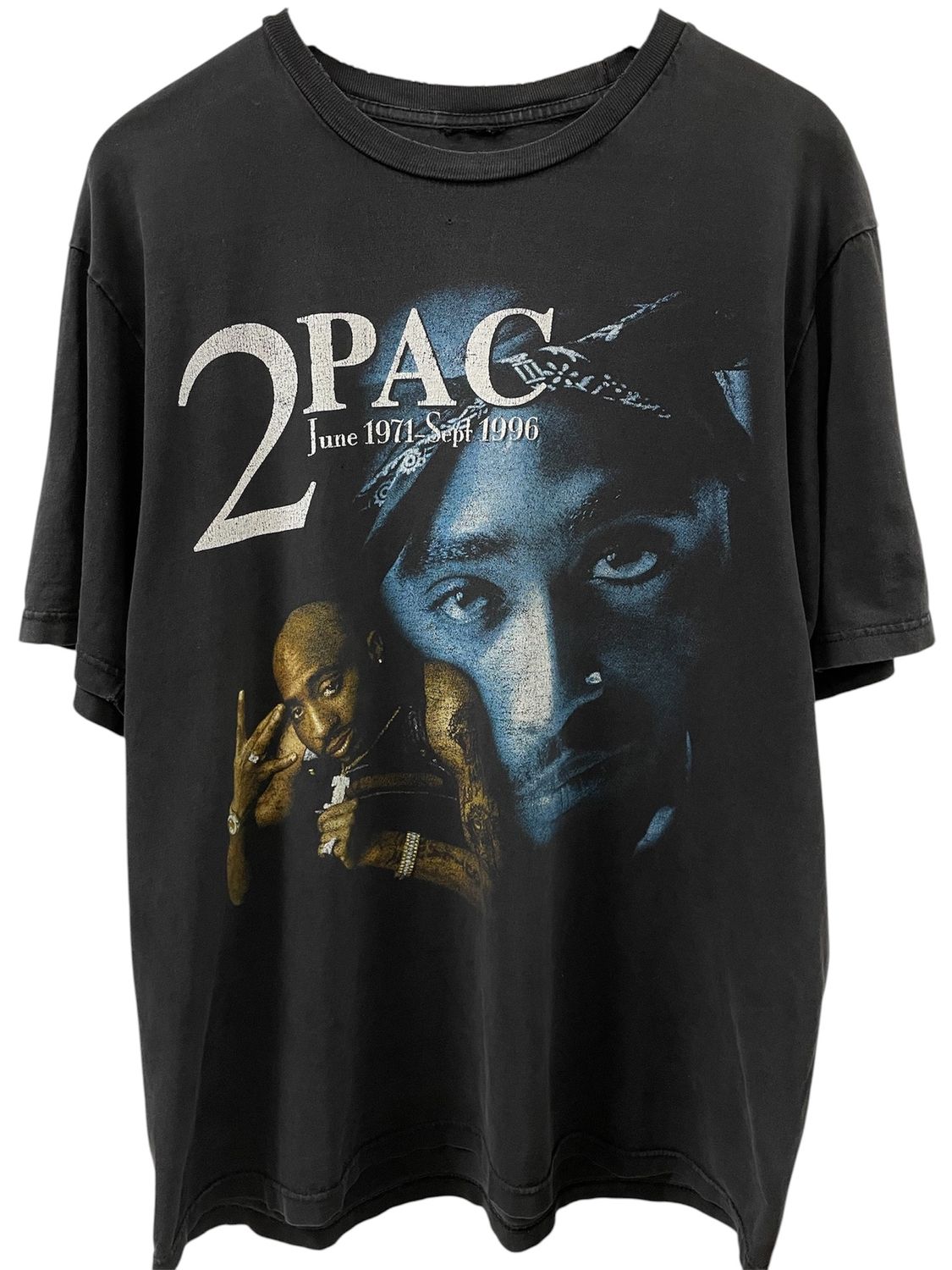 Vintage 90&#39;s 2Pac Distressed Tee Size XL