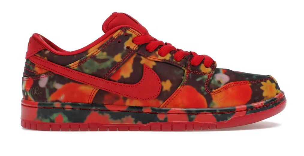 Nike SB Dunk Low The Wizard of Oz Poppy Field Size 8.5 (New)