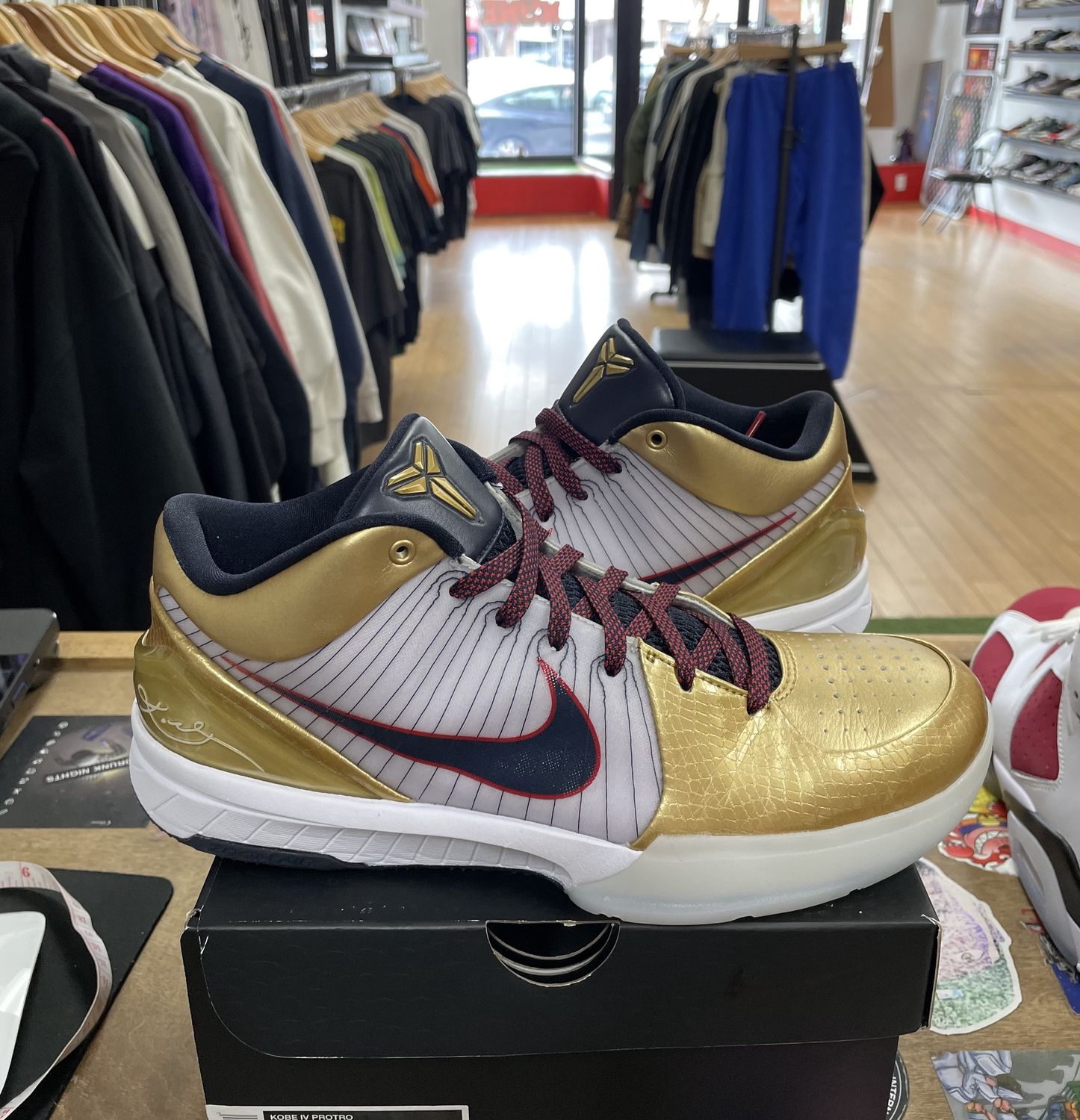 Nike Kobe 4 Protro Gold Medal (2024) Size 9.5 Used
