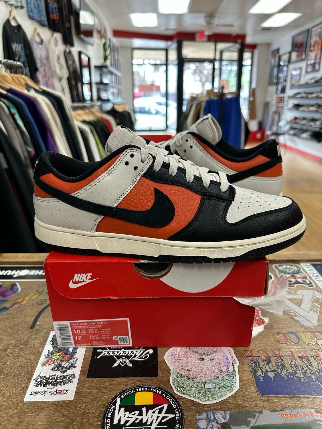 Nike Dunk Low Vintage Coral Size 10.5 (WORN)