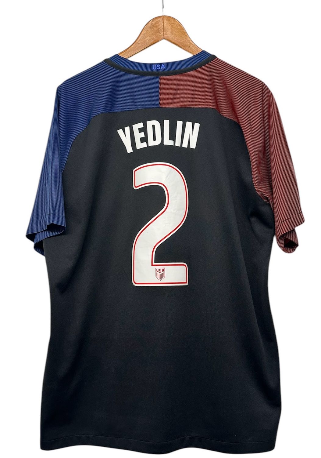 Nike 2015/16 USA Deandre Yedlin Kit Size XL