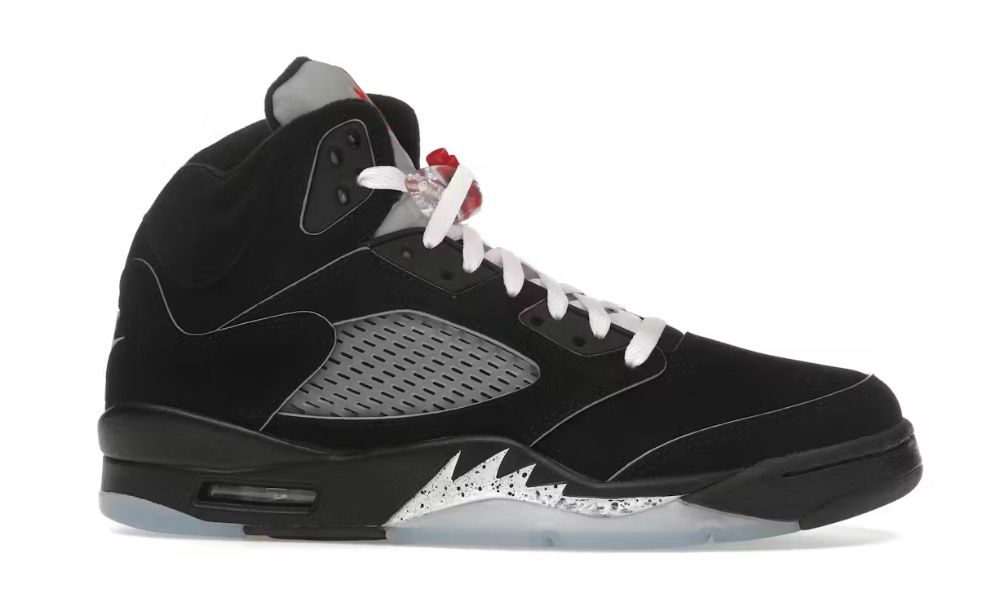 Jordan 5 Retro OG Black Metallic Reimagined Size 8.5 Brand New