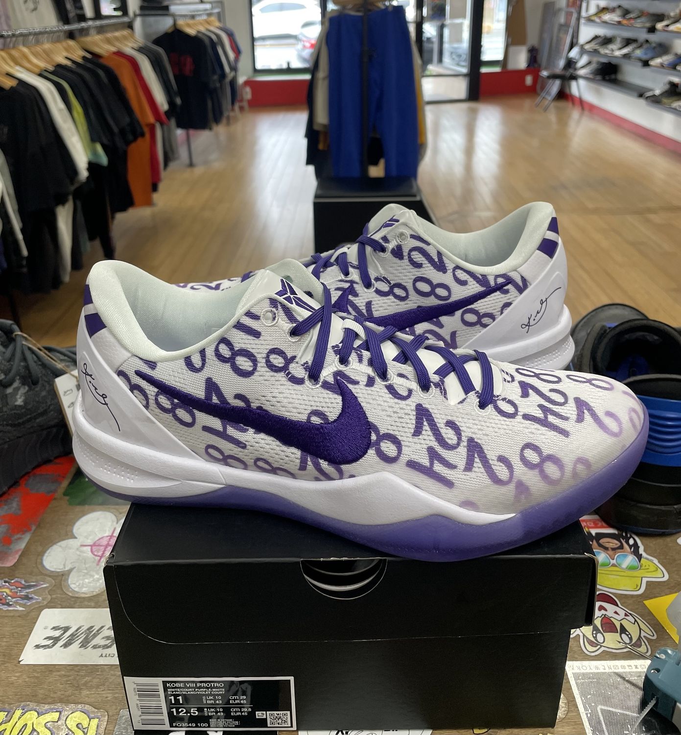 Nike Kobe 8 Protro Court Purple Size 11 (WORN)