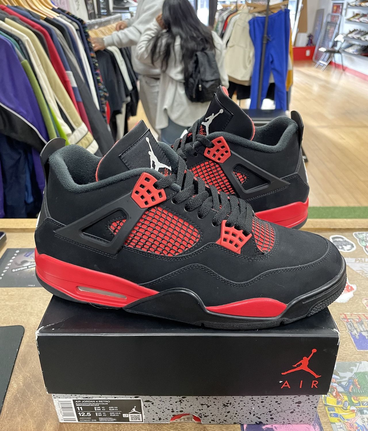 Pre Owned Jordan 4 Retro Red Thunder Size 11