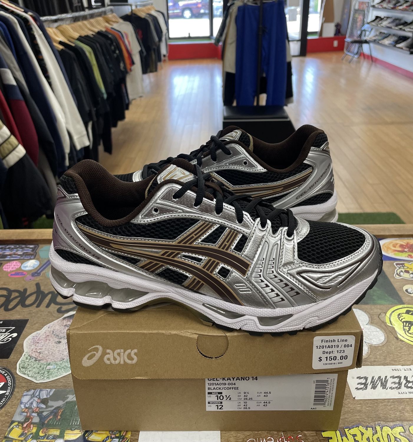 ASICS Gel-Kayano 14 Black Coffee Silver Size 10.5 Lightly Worn