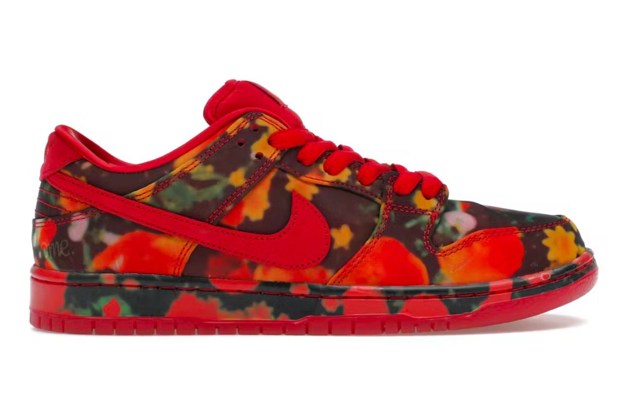 Nike SB Dunk Low The Wizard of Oz Poppy Field Size 10 (NEW)