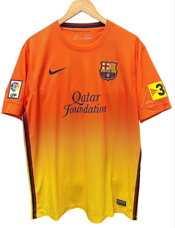 Nike 2012/2013 F.C. Barcelona Away Kit Size Large (New)