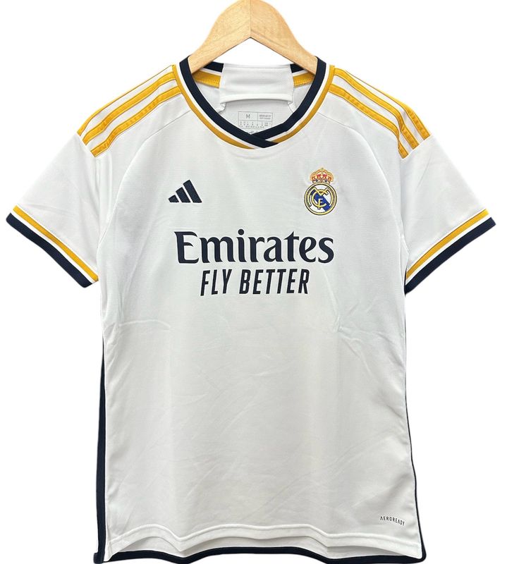 Adidas 2023/2024 Real Madrid Womens Kit Size Medium (New