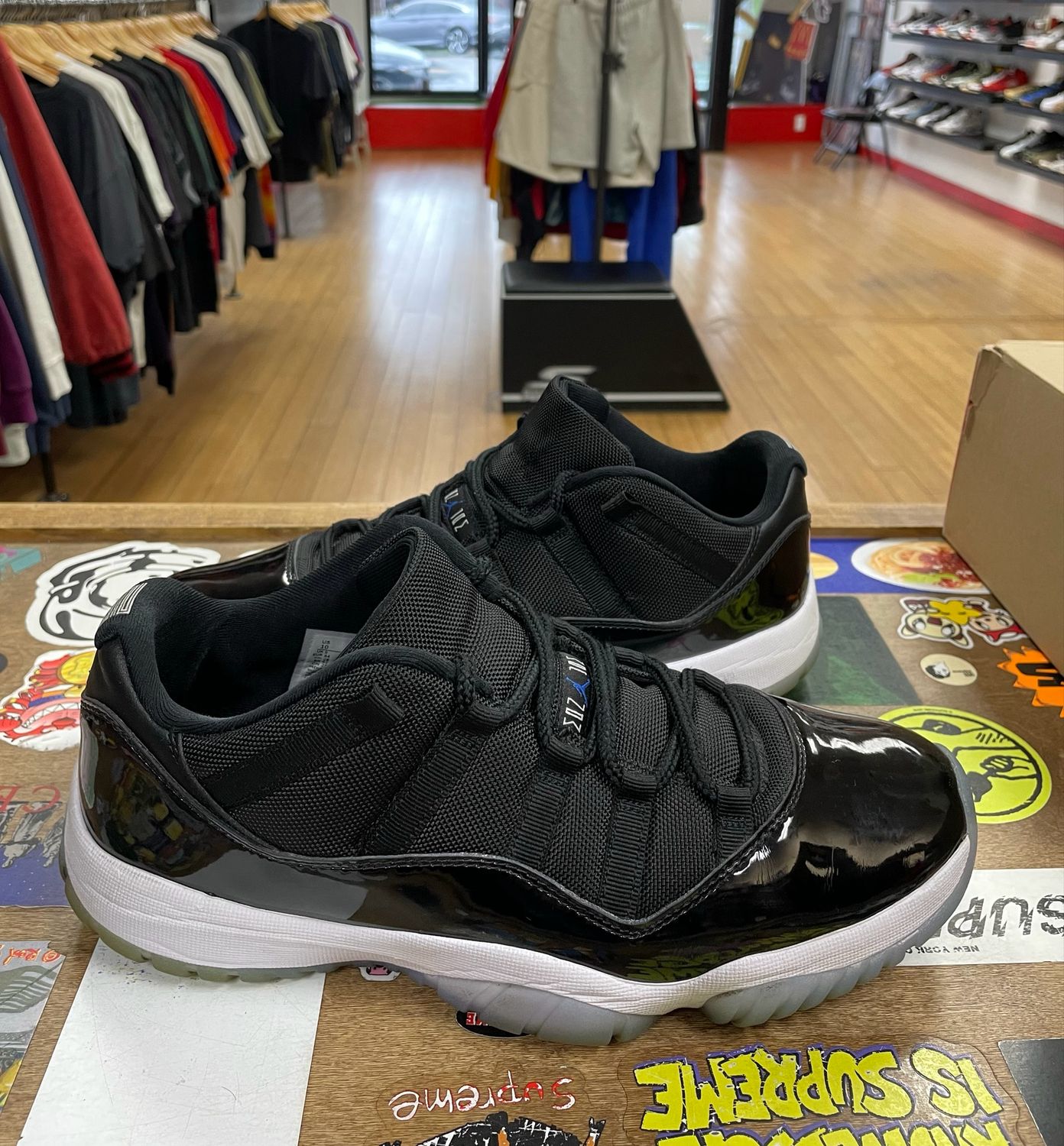 Pre Owned Jordan 11 Retro Low Space Jam Size 10 NO BOX
