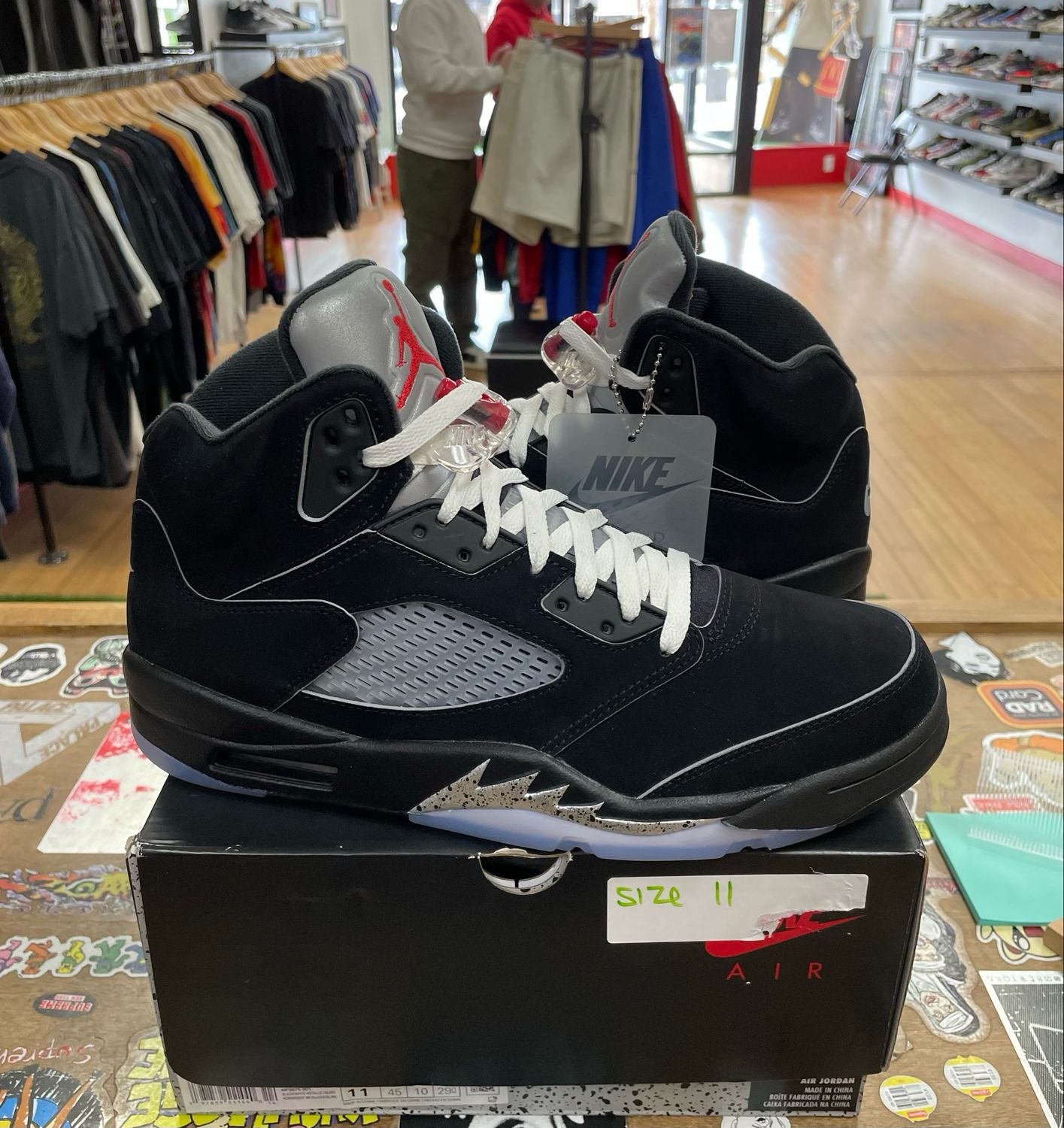 Lightly Worn Jordan 5 Retro OG Black Metallic Reimagined Size 11