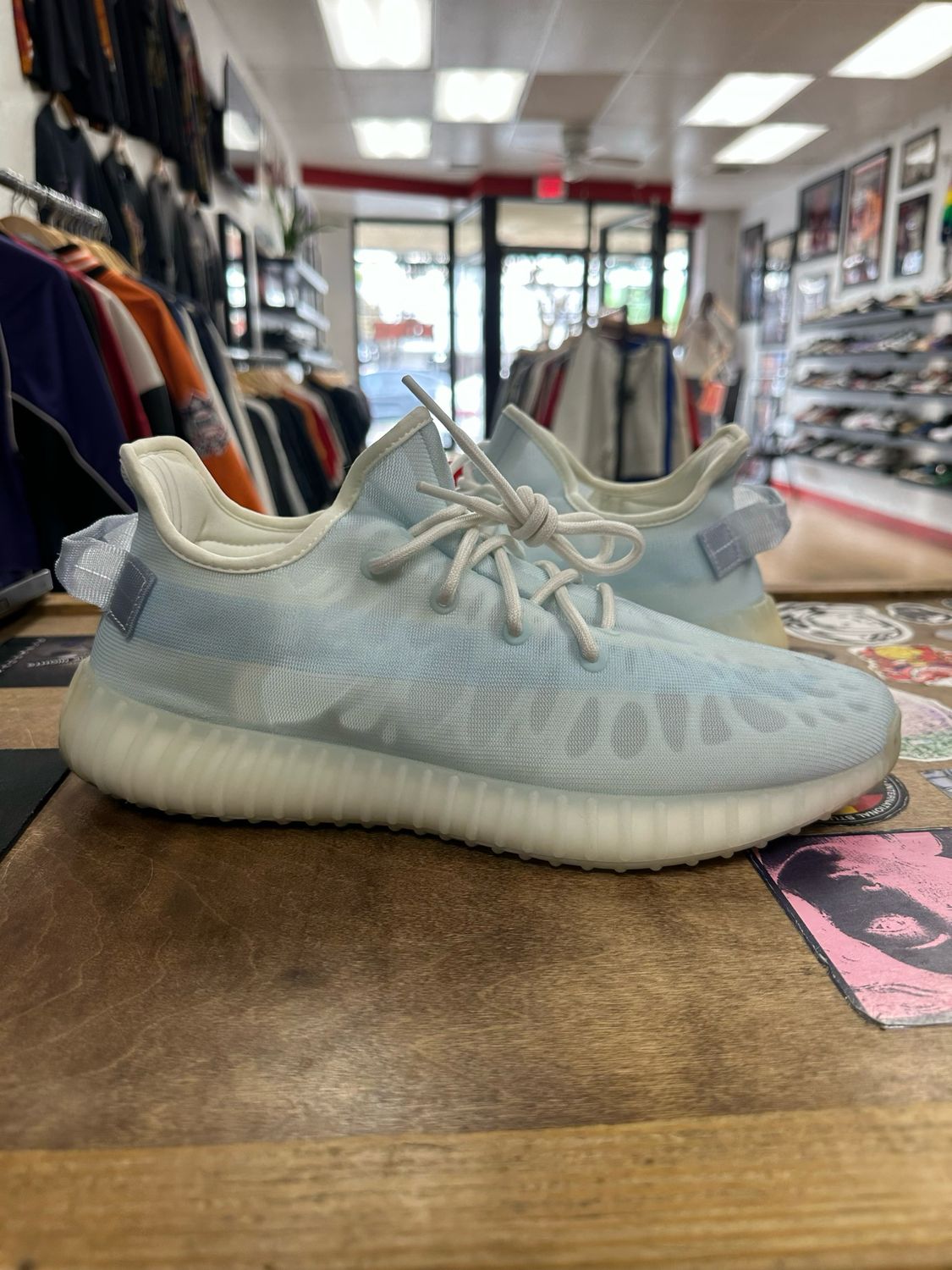 adidas Yeezy Boost 350 V2 Mono Ice Size 11 (Lightly Worn)(NO BOX)