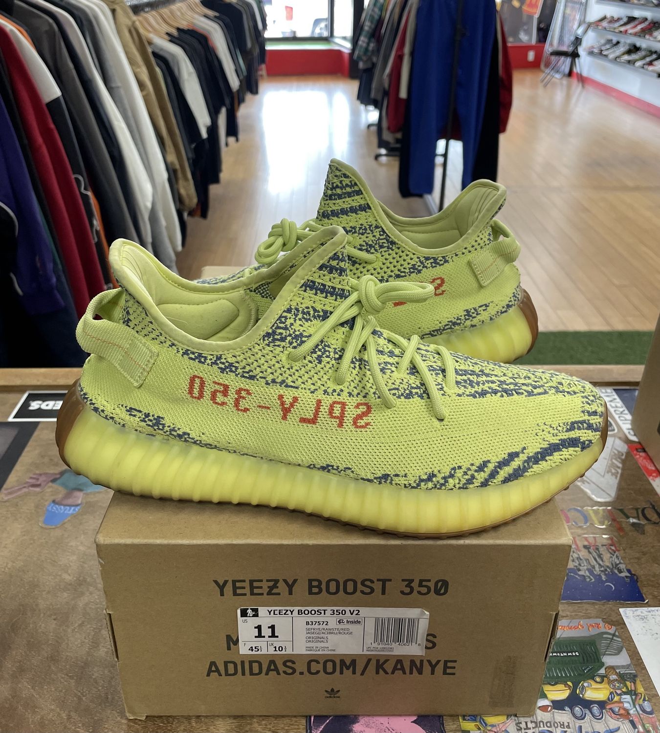 Pre Owned Adidas Yeezy Boost 350 V2 Semi Frozen Yellow Size 11