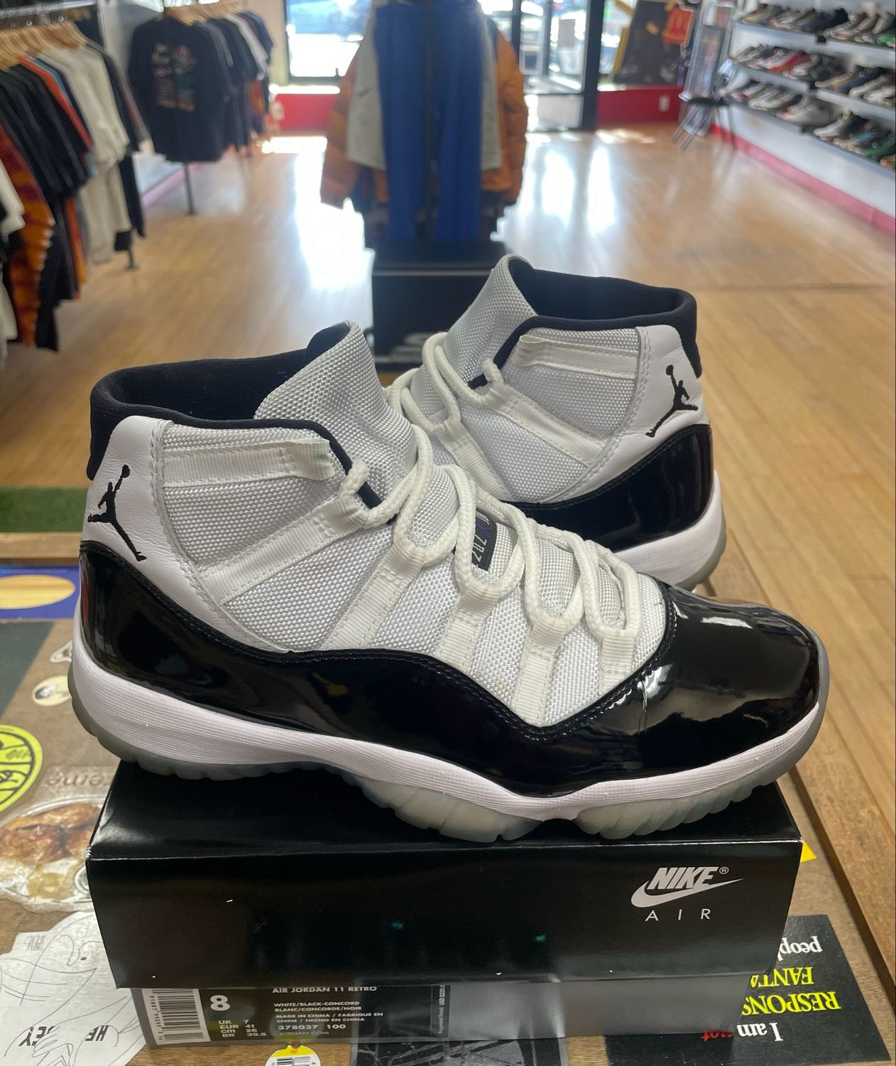 Pre Owned Jordan 11 Retro Concord (2018) Size 8