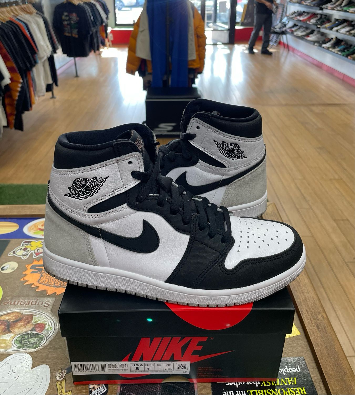 Pre Owned Jordan 1 Retro High OG Bleached Coral Size 8.